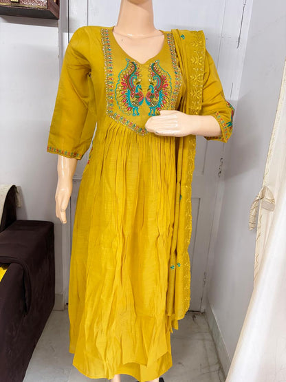 Elegant Mustard Yellow Mal Chanderi Naira Cut Three-Piece Suit