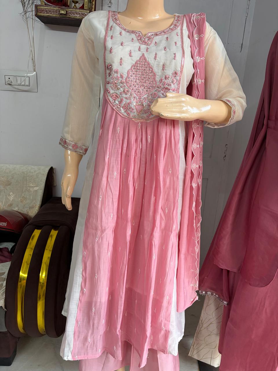 Elegant Blush Pink Malchanderi Silk Naira Cut Three-Piece Suit